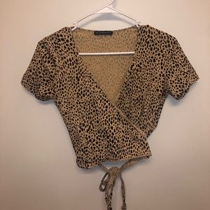 Brandy Melville cheetah print tie top!